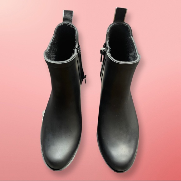 lucky brand rain boots